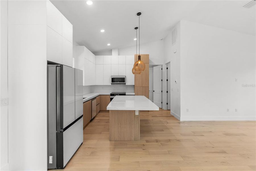 Image 34 of a home in .