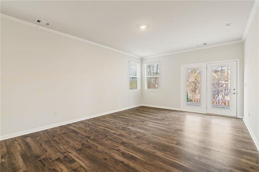 Spacious, unfurnished interior of a new home in , Acworth (Image 34).