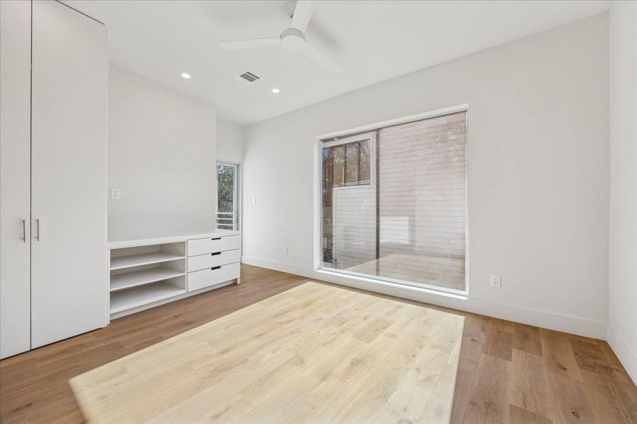 Spacious, unfurnished interior of a new home in , Houston (Image 35). Spacious, unfurnished interior of a new home in , Houston (Image 35).