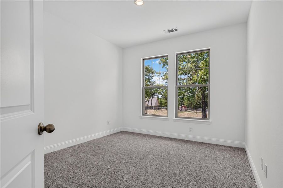Spacious, unfurnished interior of a new home in Monarch Manor, Poolville (Image 46).