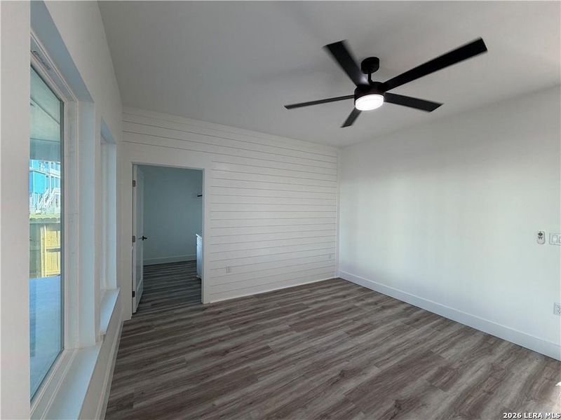 Spacious, unfurnished interior of a new home in , Port Aransas (Image 23).
