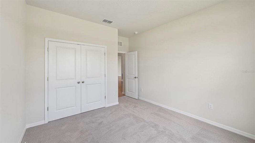Spacious, unfurnished interior of a new home in Oakfield Trails, Parrish (Image 19).