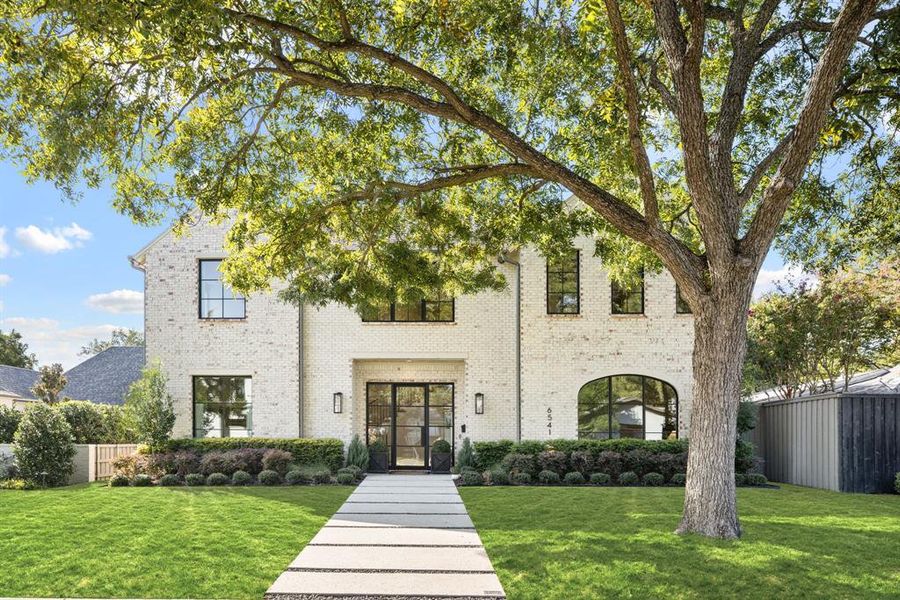 Image 30 of a home in .