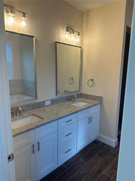 Furnished interior view inside a new home in , Valrico (Image 4).