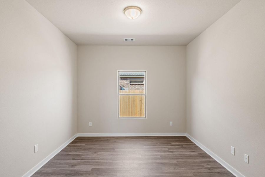 Spacious, unfurnished interior of a new home in Arabella on the Prairie 60', Richmond (Image 22).