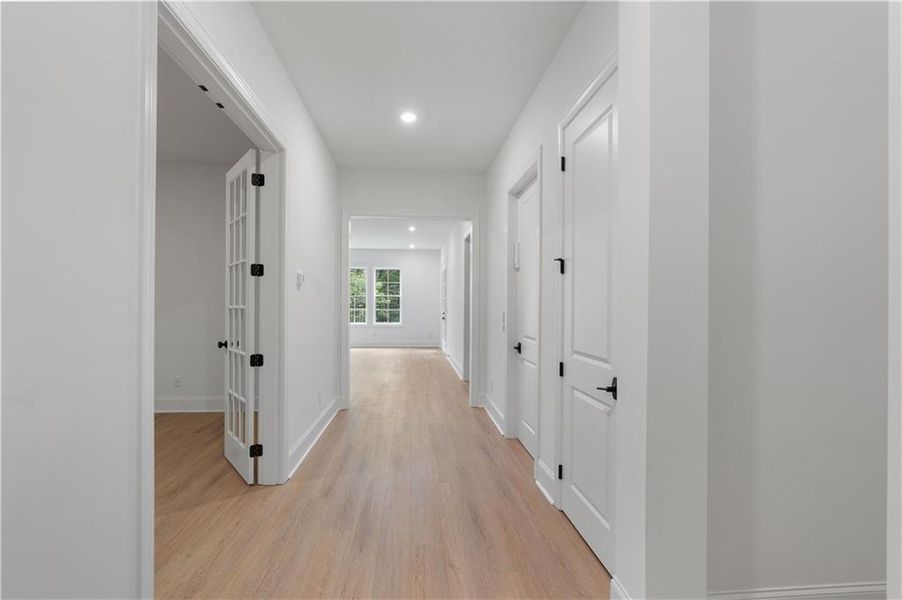 Spacious, unfurnished interior of a new home in Waterside Single Family, Peachtree Corners (Image 59). Spacious, unfurnished interior of a new home in Waterside Single Family, Peachtree Corners (Image 59).