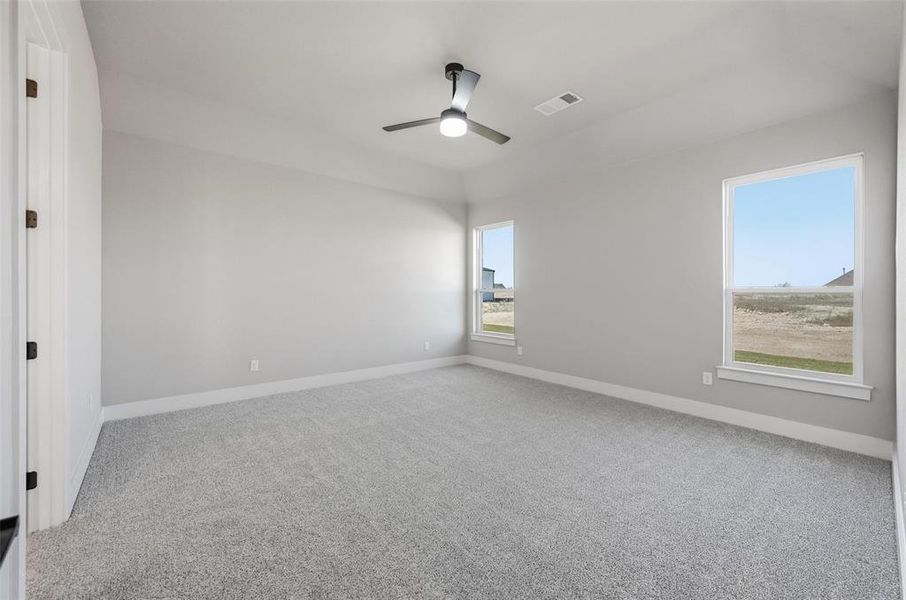 Spacious, unfurnished interior of a new home in Rocky Top Ranch, Reno (Image 35). Spacious, unfurnished interior of a new home in Rocky Top Ranch, Reno (Image 35).