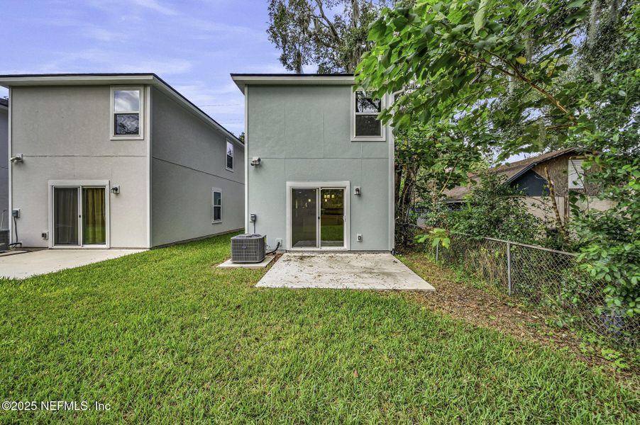 Exterior details and patio area of a home in , Jacksonville (Image 17). Exterior details and patio area of a home in , Jacksonville (Image 17).