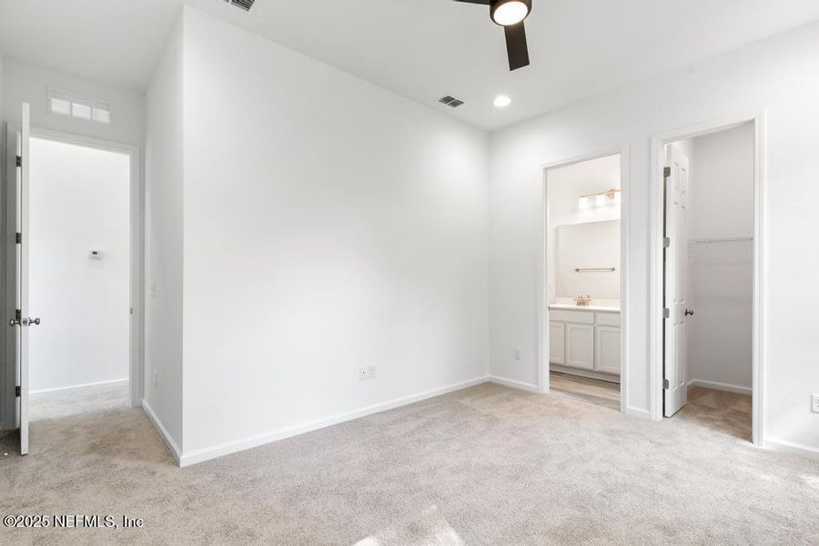 Spacious, unfurnished interior of a new home in , Jacksonville (Image 35). Spacious, unfurnished interior of a new home in , Jacksonville (Image 35).