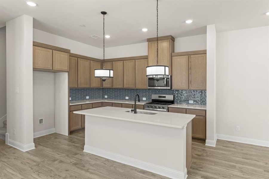 09. 3900 Keya - Kitchen (2)