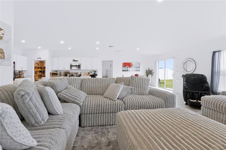 Furnished interior view inside a new home in , Wimauma (Image 35).