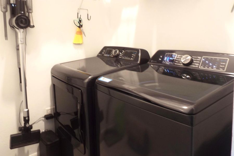 Image 28 of a home in .