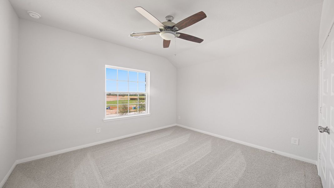 Representative unfurnished interior of a home built from the The Summit by Legend Homes in Bluestem, Brookshire (Image 23).