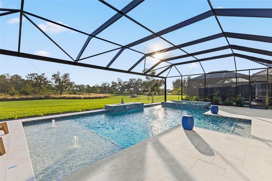 Exterior details and patio area of a home in , Lakewood Ranch (Image 30).