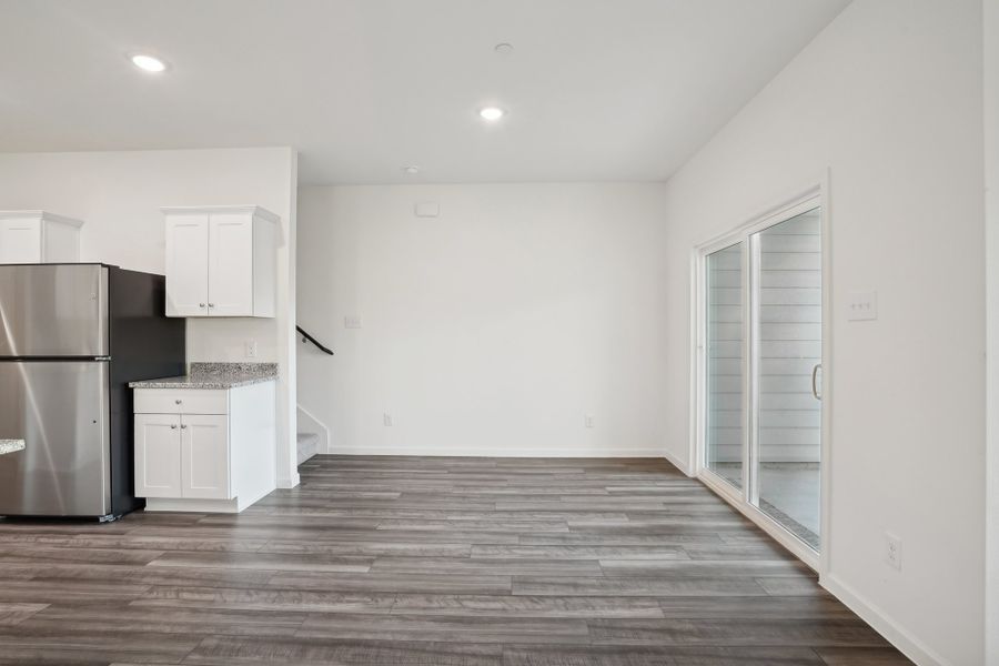 Representative unfurnished interior of a home built from the Crescent by Starlight Homes in Broadmoor Village, Cedar Hill (Image 19).