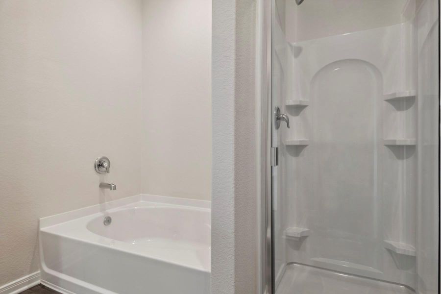 Image 21 of a home in Sweetwater Ridge.