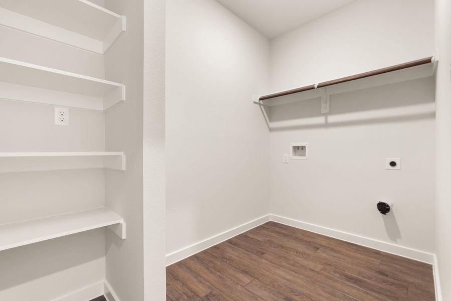Spacious, unfurnished interior of a new home in Santa Fe, Cleveland (Image 23). Spacious, unfurnished interior of a new home in Santa Fe, Cleveland (Image 23).