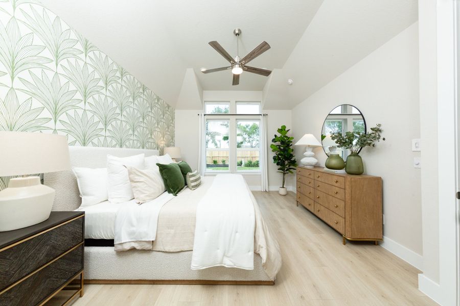 Representative furnished interior of a home built from the Reflection by Beazer Homes in Meridiana, Manvel (Image 11).