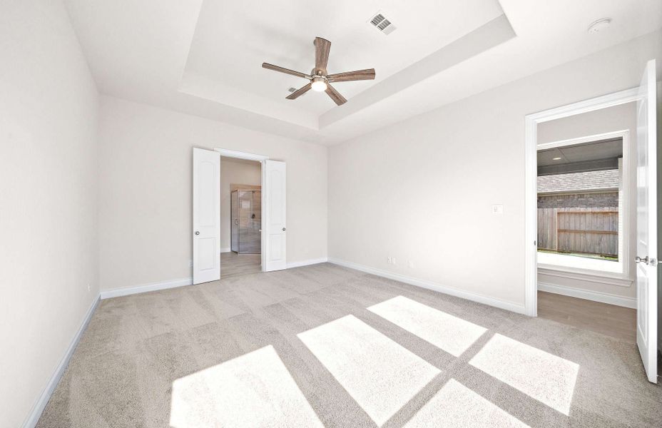 Representative unfurnished interior of a home built from the 3300 by Ravenna Homes in Bridgeland 50′, Cypress (Image 36).