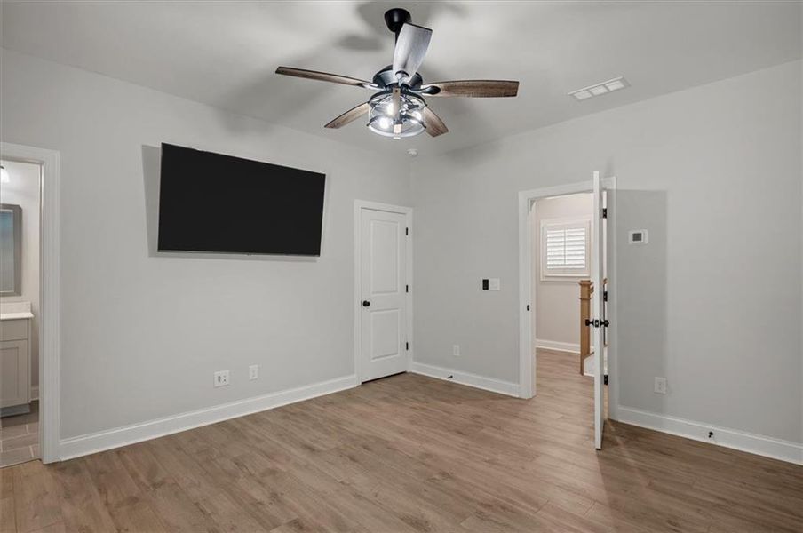 Spacious, unfurnished interior of a new home in , Cumming (Image 50).