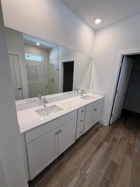 Lot 17 primary bath vanity Lot 17 primary bath vanity