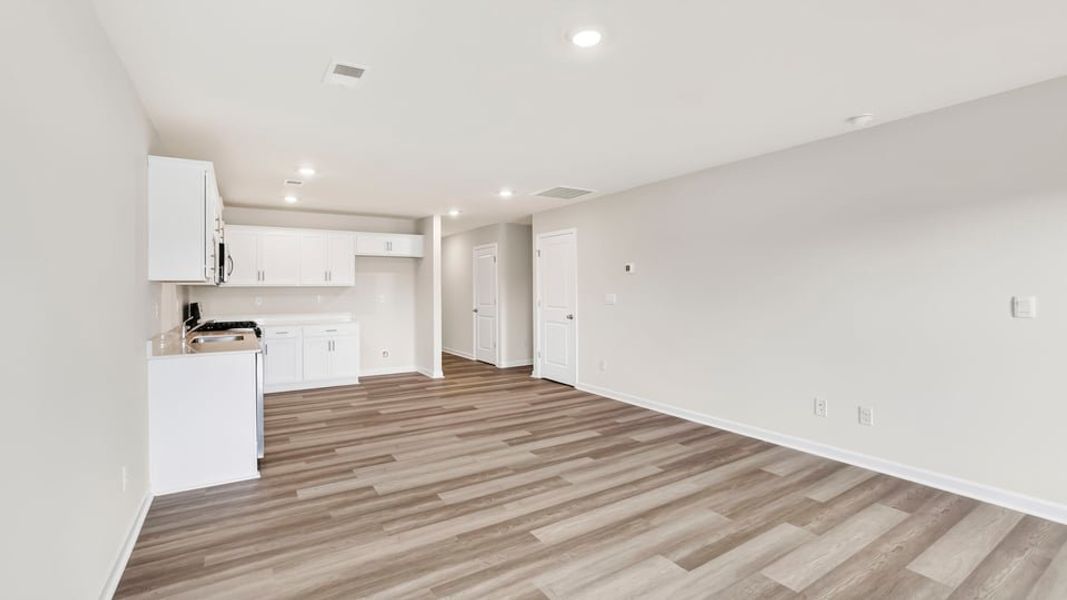 Spacious, unfurnished interior of a new home in Gibson Grove, Laurens (Image 20).