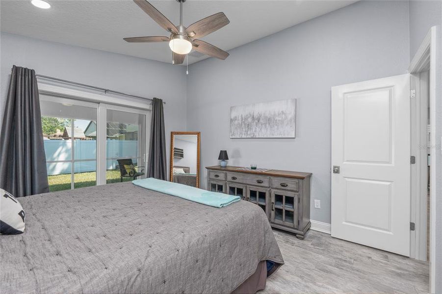 Furnished interior view inside a new home in , Tampa (Image 29).