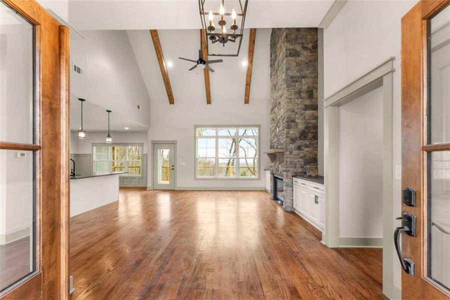 Spacious, unfurnished interior of a new home in , Cleveland (Image 15).