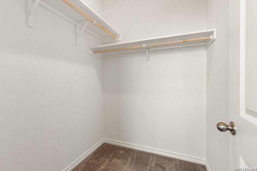 Spacious, unfurnished interior of a new home in Knox Ridge, Converse (Image 28).