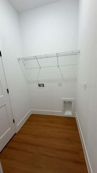 Spacious, unfurnished interior of a new home in , Citrus Springs (Image 46).