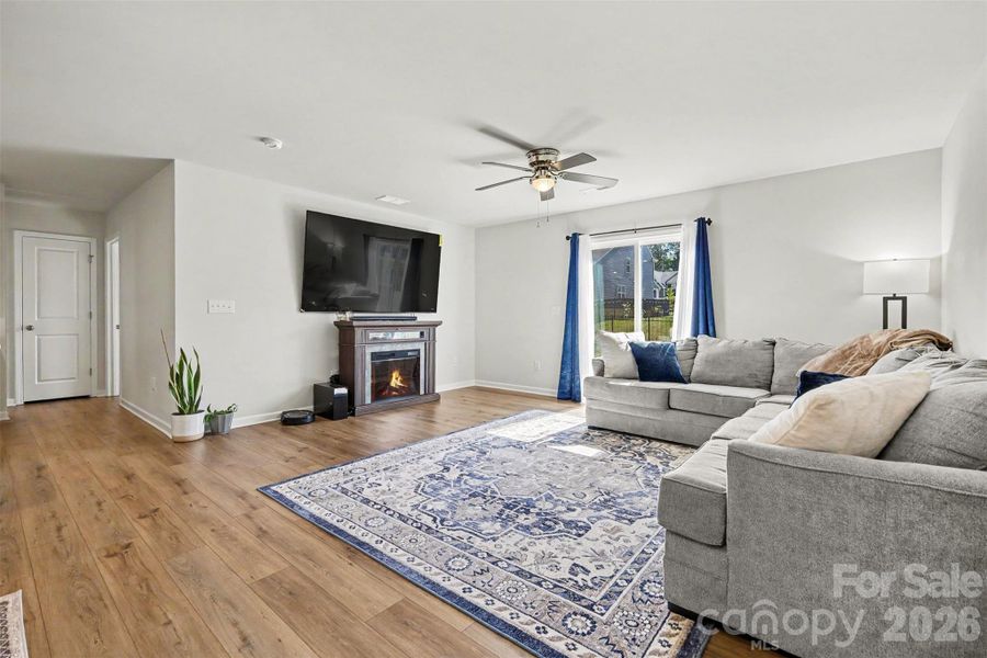 Furnished interior view inside a new home in Sullivan Farm, Statesville (Image 11).