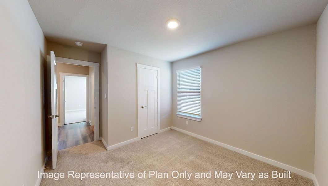 Representative unfurnished interior of a home built from the Harris by D.R. Horton in Yowell Ranch, Killeen (Image 23).