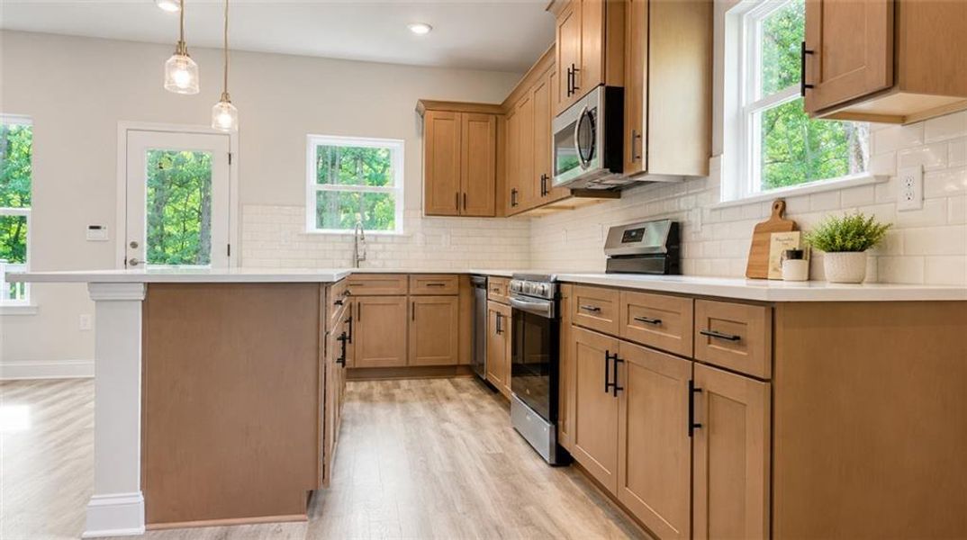 Furnished interior view inside a new home in Habersham Meadows, Demorest (Image 9).