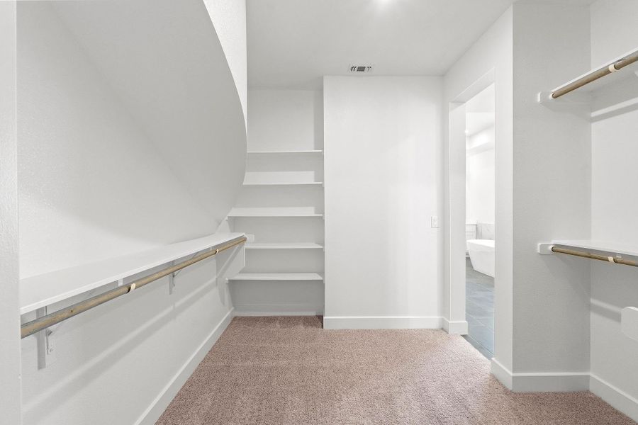 Spacious, unfurnished interior of a new home in Lariat, Liberty Hill (Image 38).