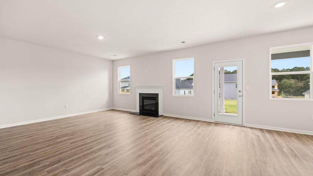 Spacious, unfurnished interior of a new home in Preserve at Dove Creek, Statham (Image 21).