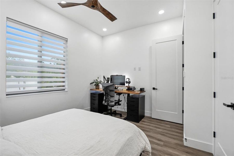 Furnished interior view inside a new home in , Port Charlotte (Image 18).