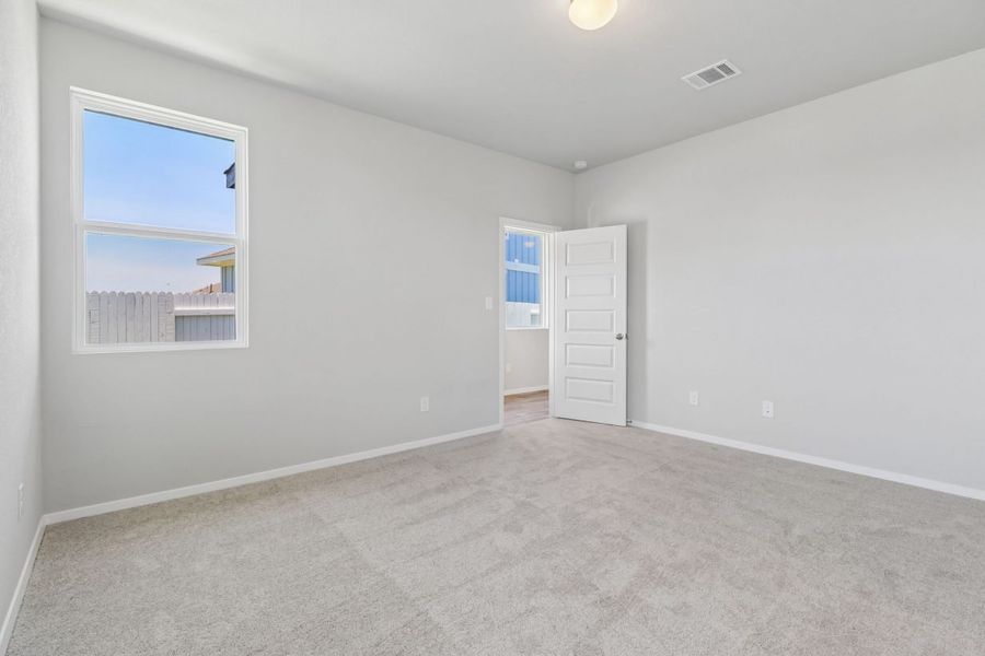 Spacious, unfurnished interior of a new home in Harvest Ridge, Elgin (Image 20). Spacious, unfurnished interior of a new home in Harvest Ridge, Elgin (Image 20).