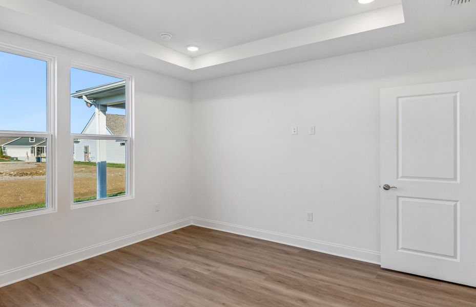 Spacious, unfurnished interior of a new home in Del Webb Southern Harmony, Murfreesboro (Image 17).