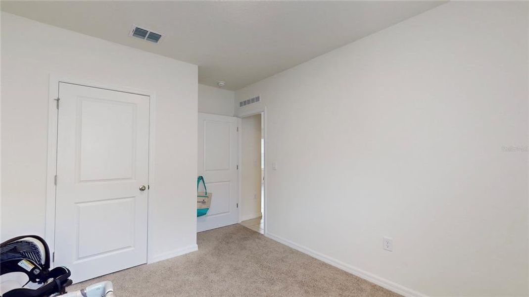 Spacious, unfurnished interior of a new home in , Umatilla (Image 20).