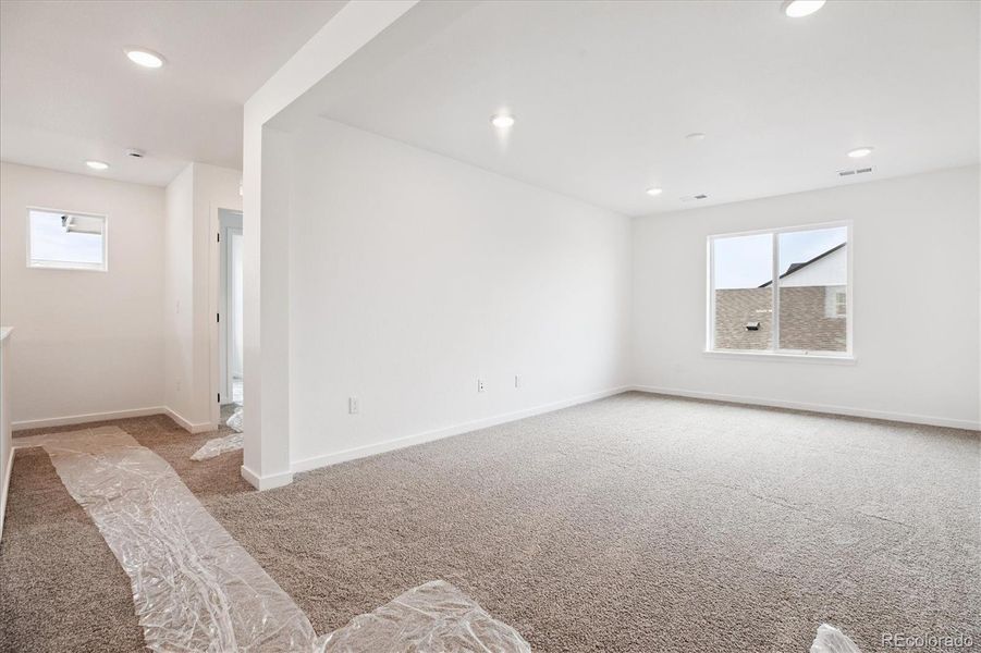 Spacious, unfurnished interior of a new home in , Brighton (Image 17).