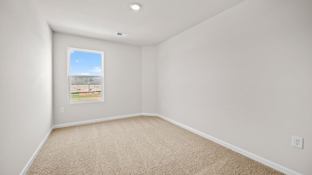Spacious, unfurnished interior of a new home in Echo Glen, Stockbridge (Image 21).