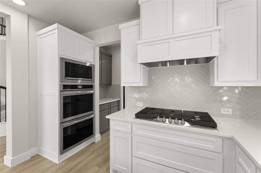 1328 Cash-Kitchen-4 1328 Cash-Kitchen-4