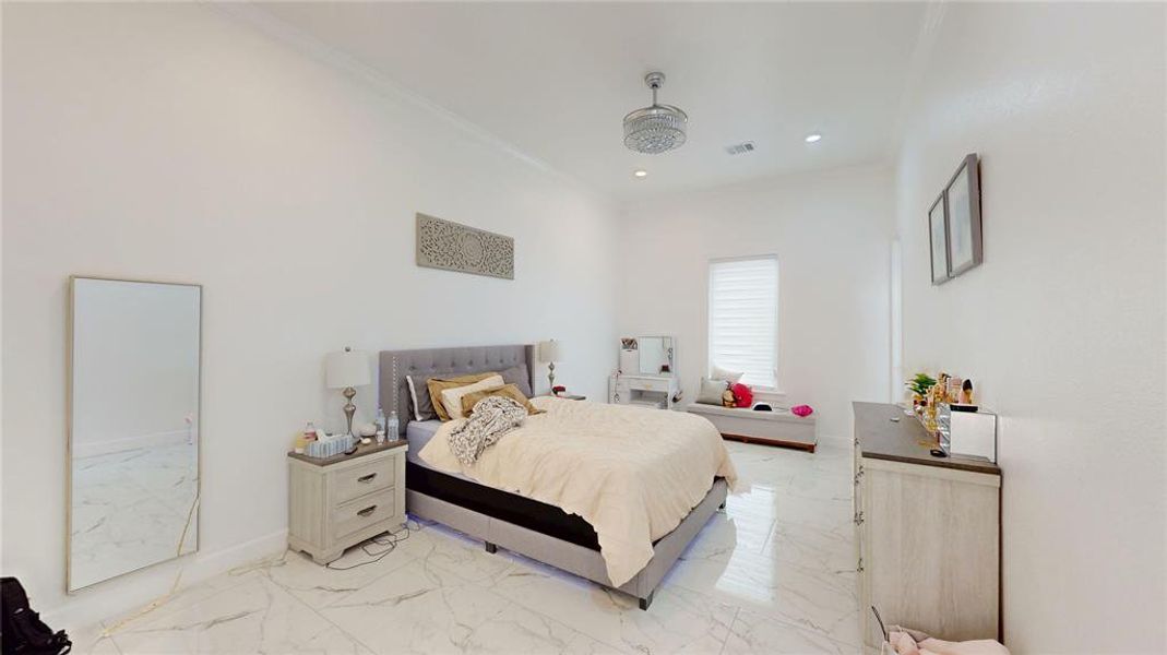 Furnished interior view inside a new home in , Wylie (Image 15).