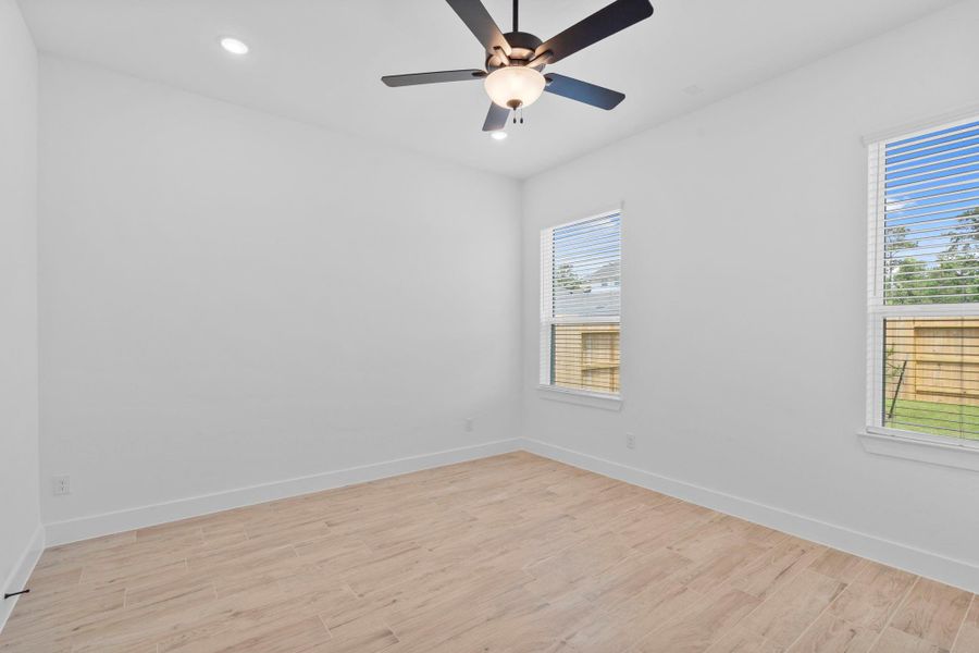 Spacious, unfurnished interior of a new home in Evergreen 40s, Conroe (Image 14). Spacious, unfurnished interior of a new home in Evergreen 40s, Conroe (Image 14).