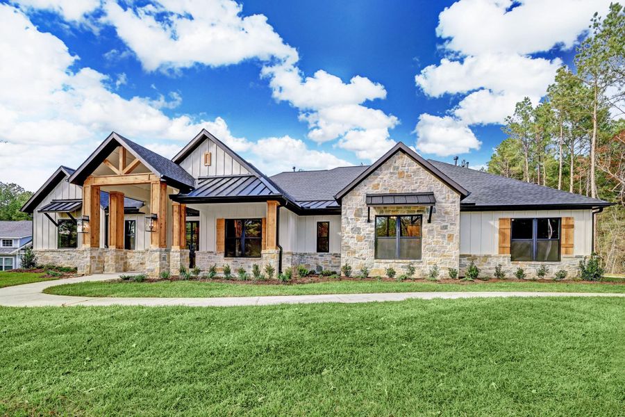 THE PICTURE SHOWN IS NOT THE ACTUAL HOME. TRINITY SIGNATUE HOMES IS BUILDING A SIMILAR FLOOR PLAN. THE PICTURE SHOWN IS NOT THE ACTUAL HOME. TRINITY SIGNATUE HOMES IS BUILDING A SIMILAR FLOOR PLAN.