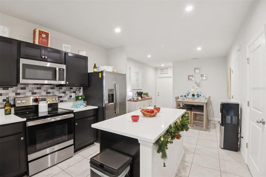 Furnished interior view inside a new home in Anclote Square, Holiday (Image 11).