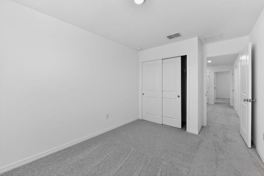 Spacious, unfurnished interior of a new home in Firethorn, Parrish (Image 13).