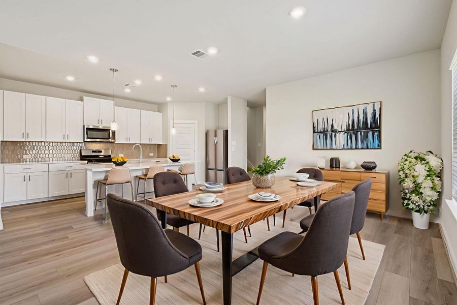 Photo is not of the actual home, but is an inspirational photo of builder’s model home and may depict options, furnishings, and/or decorator features that are not included Photo is not of the actual home, but is an inspirational photo of builder’s model home and may depict options, furnishings, and/or decorator features that are not included