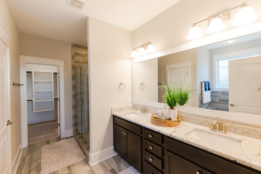 Representative furnished interior of a home built from the Marshall by Bill Clark Homes in Riverside Cove, Wilmington (Image 17).