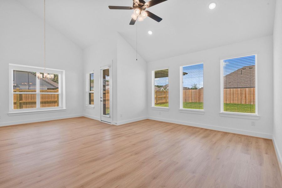 Spacious, unfurnished interior of a new home in Katy Lakes, Katy (Image 14). Spacious, unfurnished interior of a new home in Katy Lakes, Katy (Image 14).